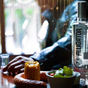 Sang trọng lịch lãm với Rượu Vodka Cá Sấu